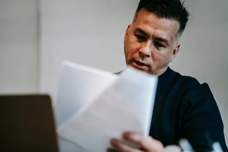 H-1B atau Green Card? Cara Profesional Indonesia Memilih Jalur Imigrasi yang Tepat untuk Karir Jangka Panjang di AS